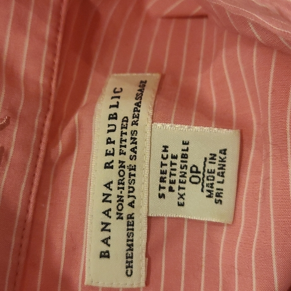Banana Republic Dress Shirt Pink Pinstripe, Stretch Cotton - Picture 4 of 6